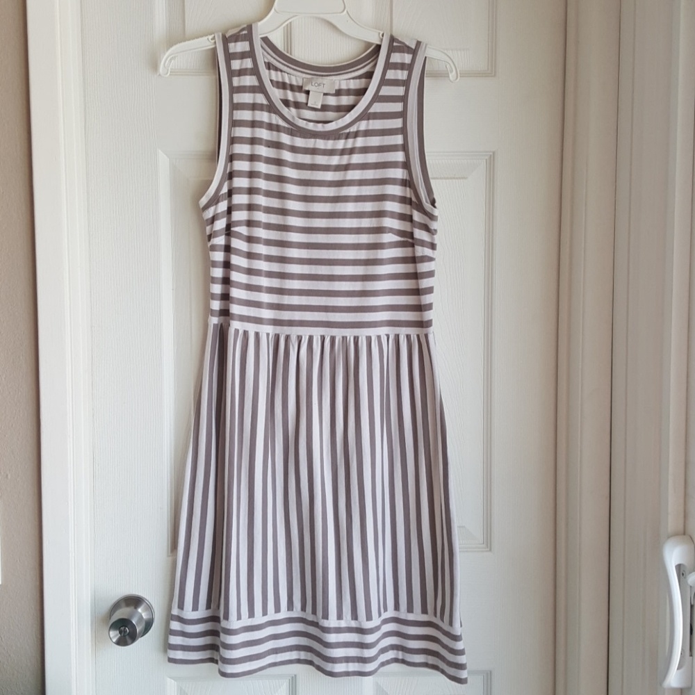 Soft comfortable sleevless dress